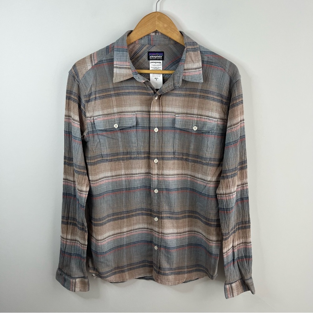 Patagonia Organic Cotton Shirt Mens Medium Plaid Stripe Long Sleeve Button Up